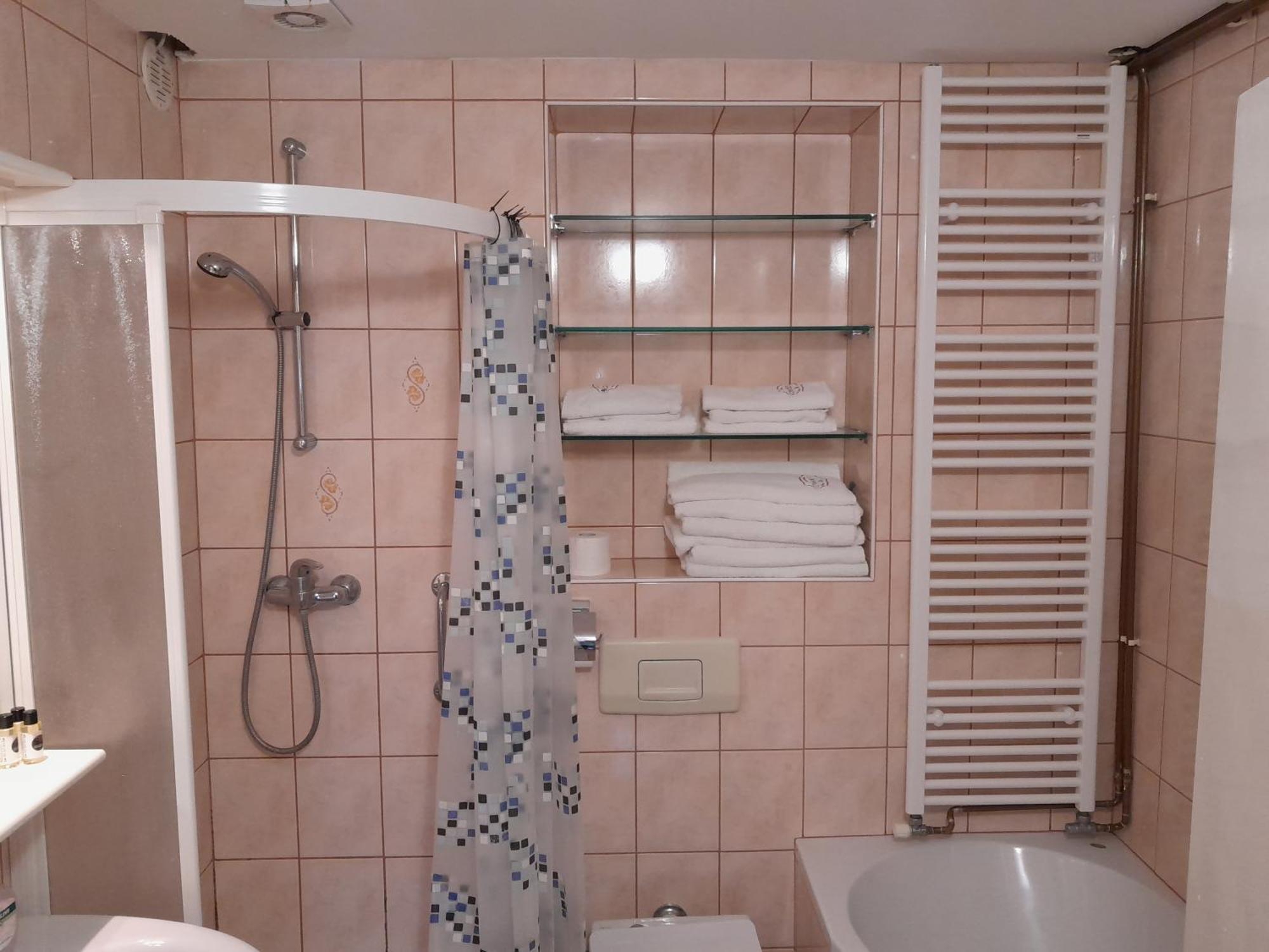 Hotel Pri Belokranjcu Novo Mesto Zewnętrze zdjęcie